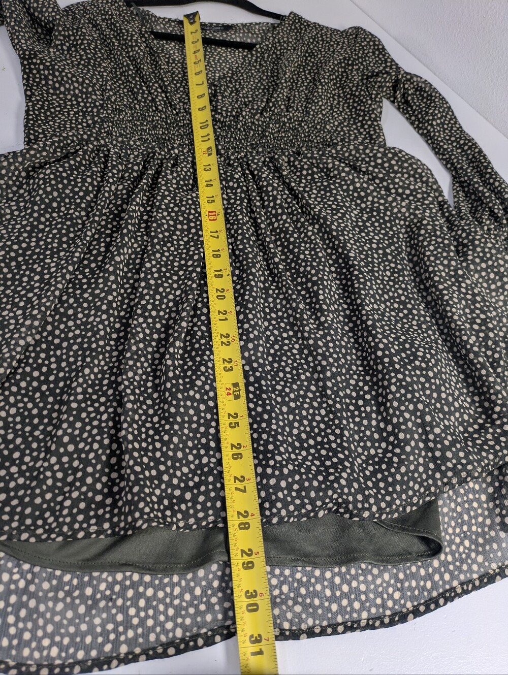 Zara Chiffon Sheer Long Sleeve Mini Dress Size M Khaki V- Neck Fit & Flare EUC - Picture 10 of 11